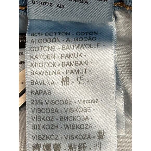 Levi's Strauss Denim Shorts Women's Size 34 Mid Rise Cuffed Stretchy Summer - Picture 7 of 11